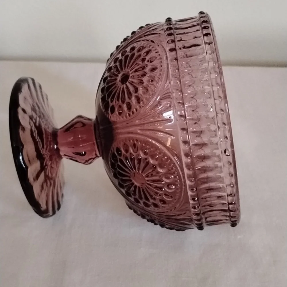 PIONEER WOMAN ADELINE PLUM FOOTED EMBOSSED GLASS DESSERT OR SUNDAE CUP - Picture 4 of 8